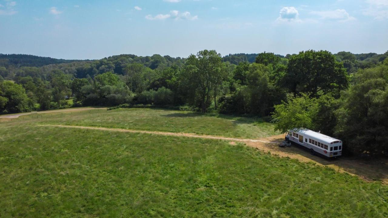 American School Bus Retreat With Hot Tub In Sussex Meadow Uckfield Luaran gambar